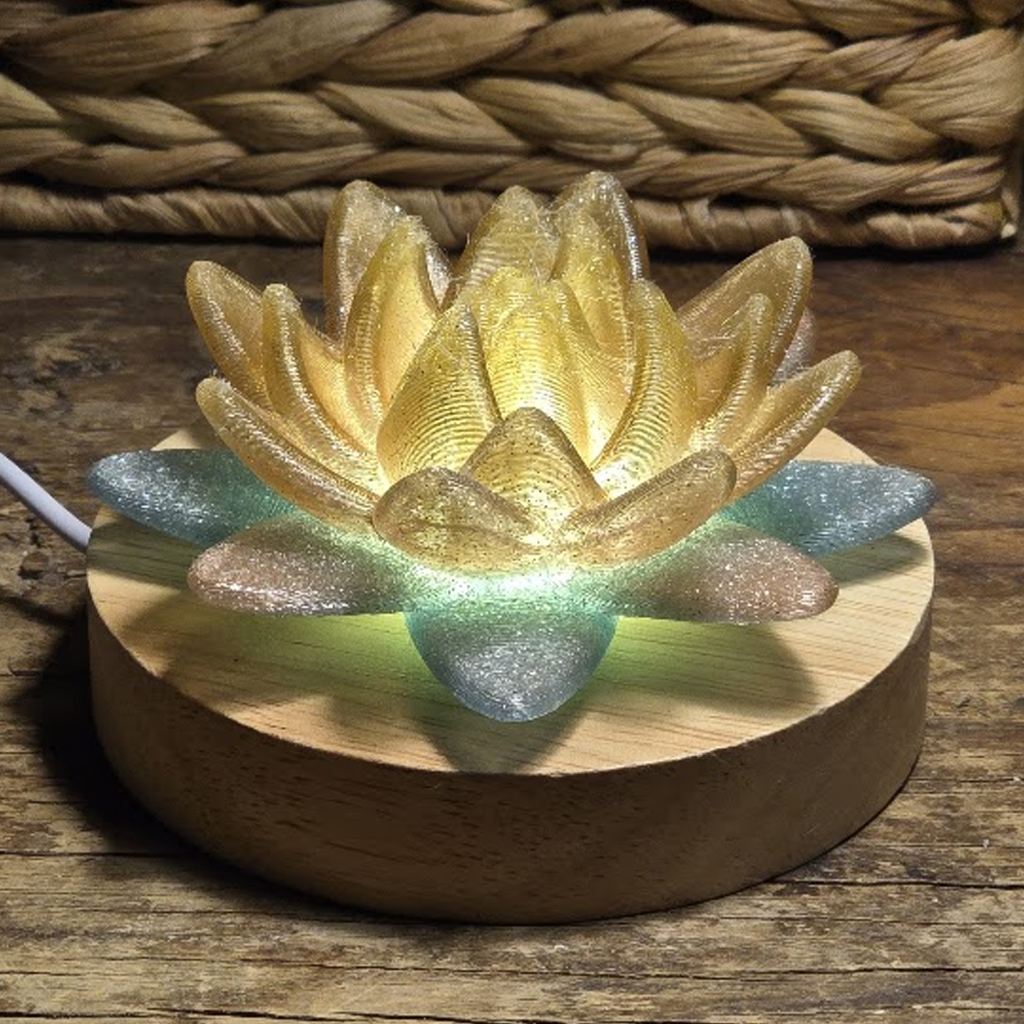 Desert Sage lamp in daylight